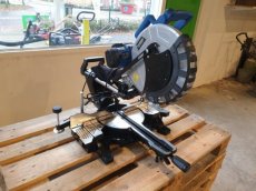 Hyundai kap- en verstekzaag 1.800 watt. 56256